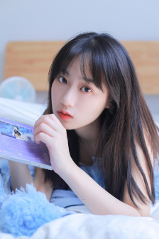 乌鸦嘴妙女郎